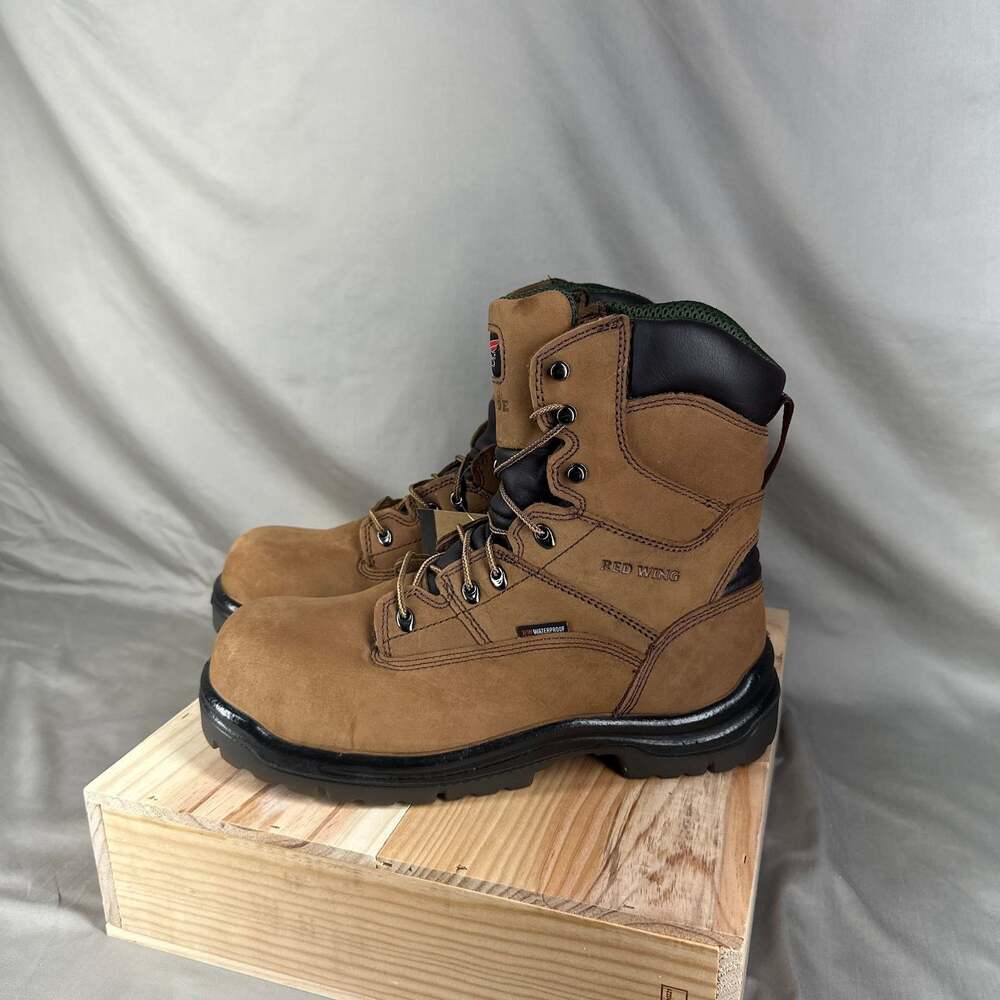 Red Wing Shoes Style 2280 NWT Size 9.5D Men King Toe 8” Waterproof King Toe Insu